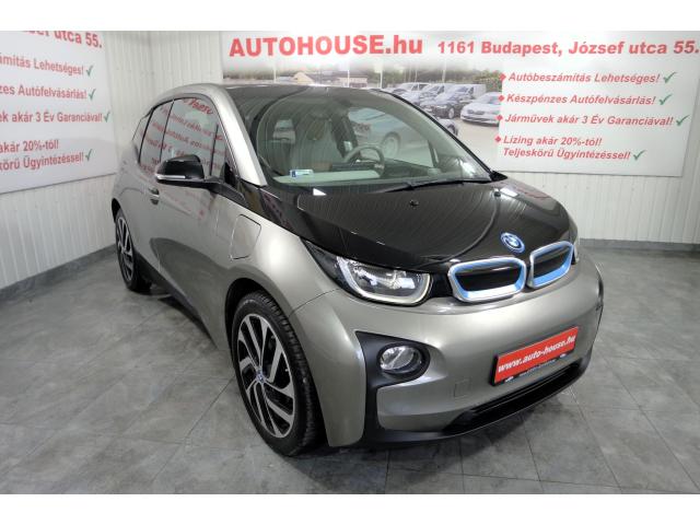 BMW i3 125 kW rok 2016, 75 000 km, Maďarsko — foto 4 z 30