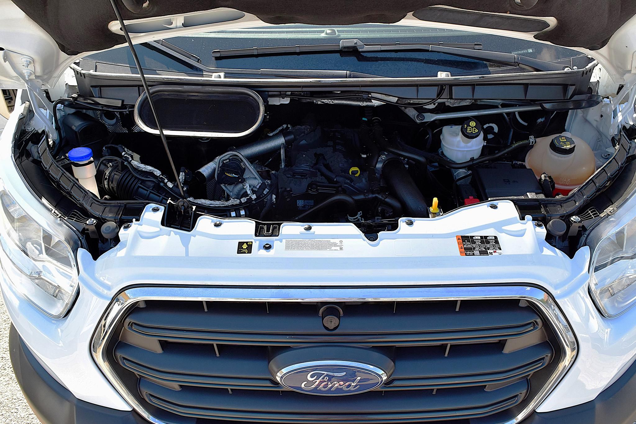 Ford Transit Ci 2.0 TD 96 kW rok 2020, 86 000 km, Maďarsko — foto 8 z 28