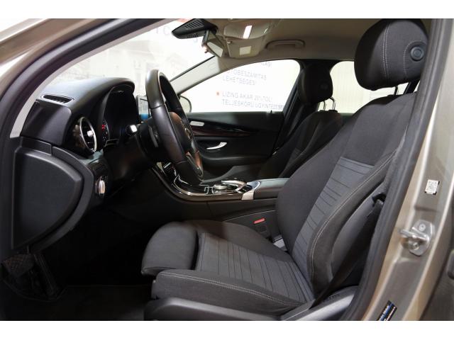 Mercedes-Benz C 90 kW rok 2021, 193 000 km, Maďarsko — foto 12 z 30