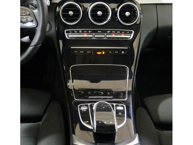 Mercedes-Benz C 90 kW rok 2021, 193 000 km, Maďarsko — foto 14 z 30