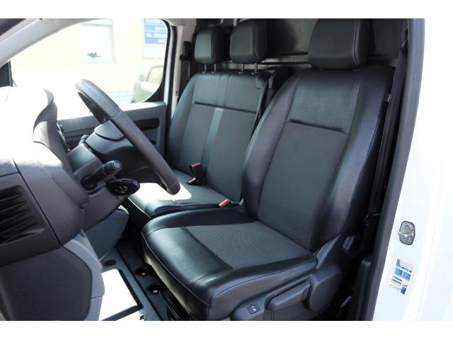 Opel Vivaro D Cargo 2.0d 2.0 110 kW rok 2020, 134 800 km, Maďarsko — foto 13 z 30