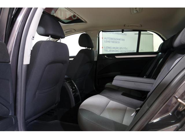 Škoda Superb 1.8 TSI 118 kW rok 2011, 170 500 km, Maďarsko — foto 14 z 28