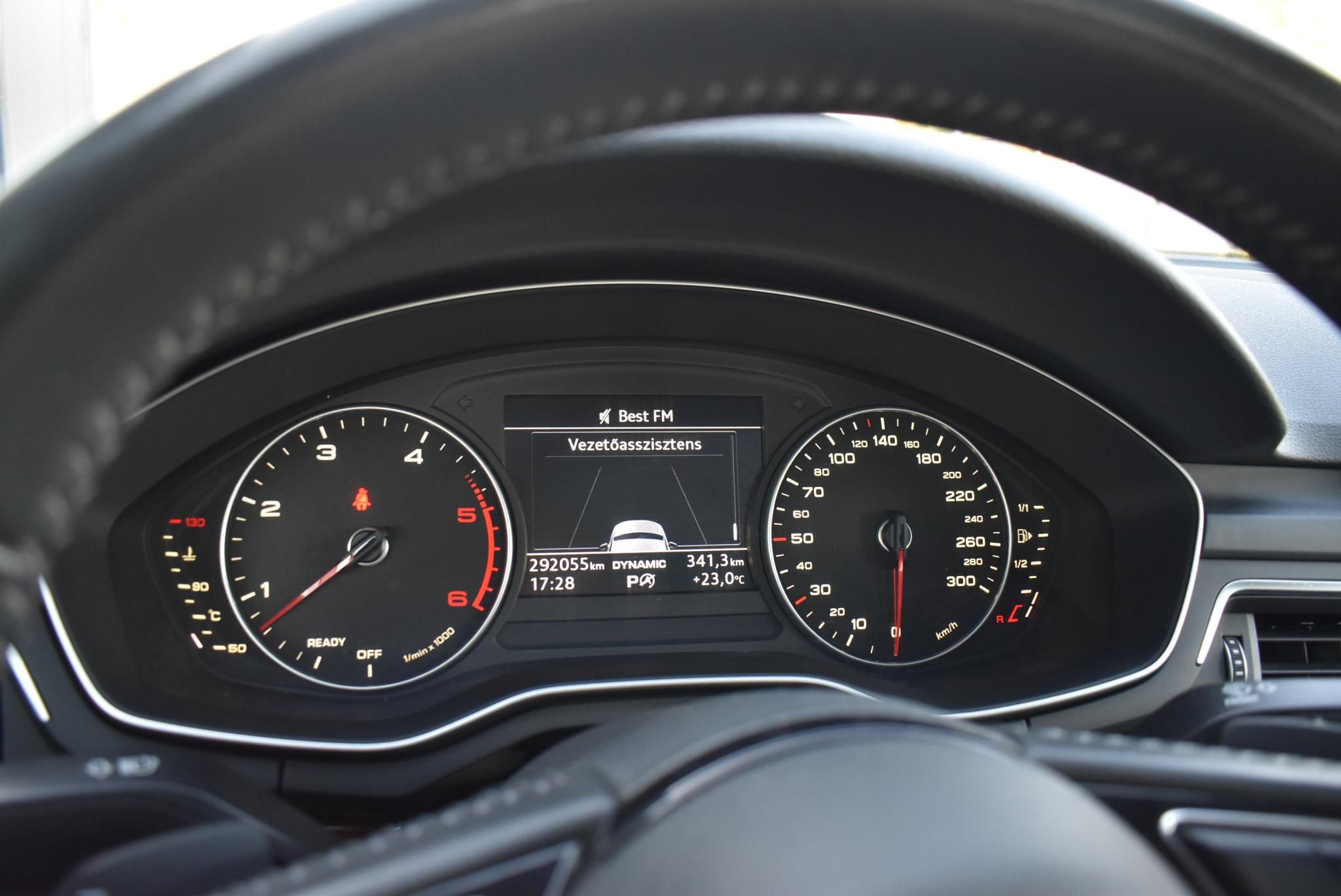Audi a4 4x4 3.0 TDI 180 kW rok 2017, Maďarsko — foto 9 z 12