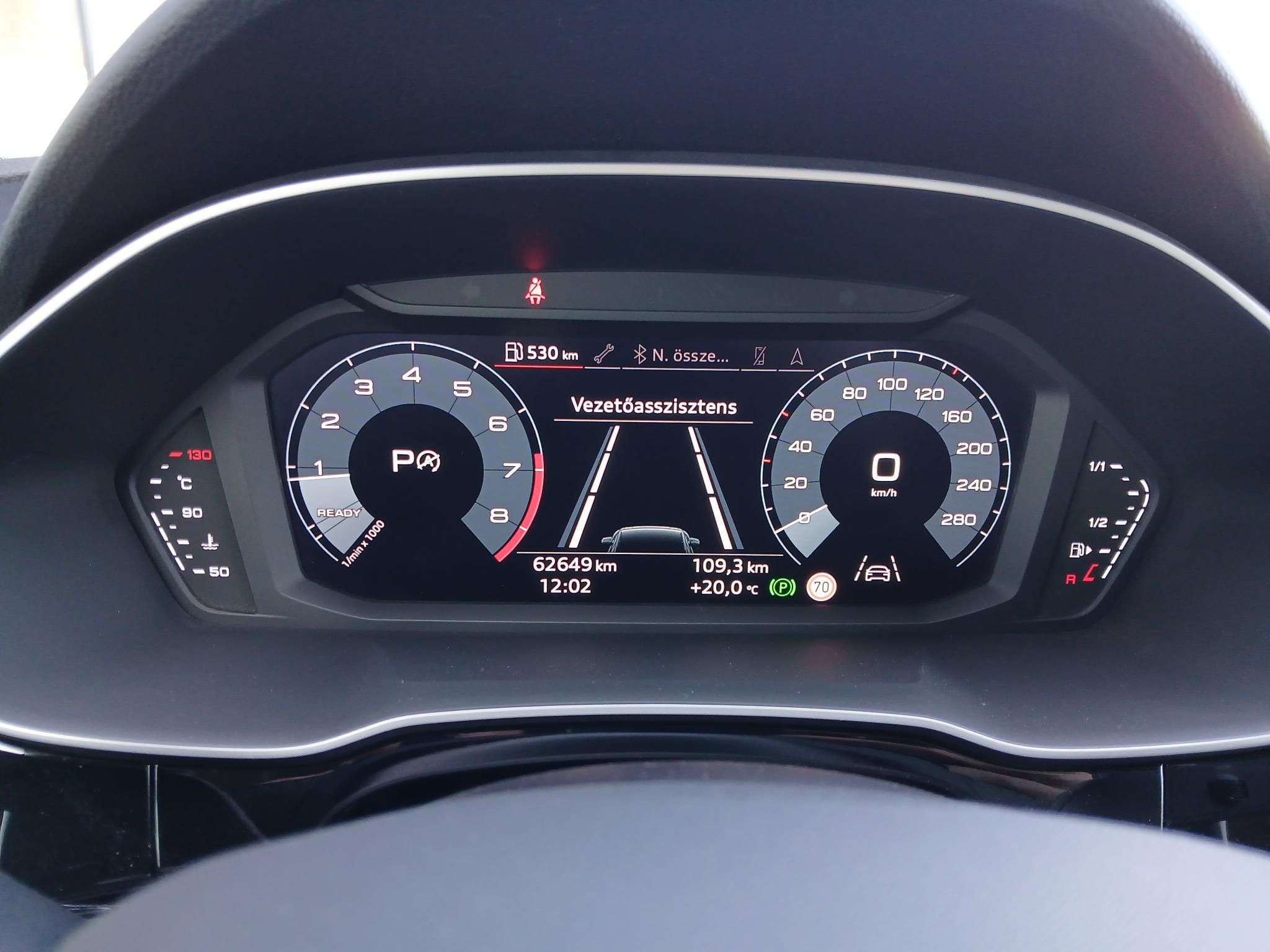Audi q3 4x4 2,0 TFSI 140 kW rok 2020, Maďarsko — foto 9 z 12