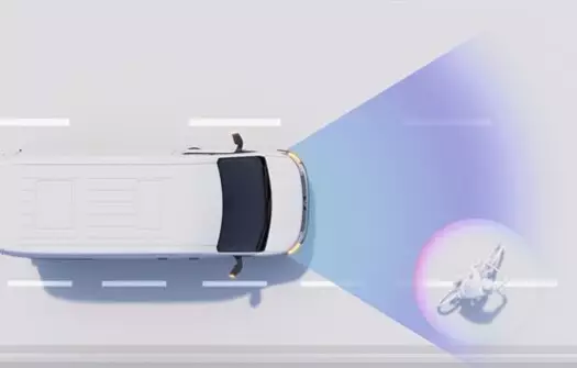 Renault Master E-Tech Electric, Maďarsko — foto 7 z 8