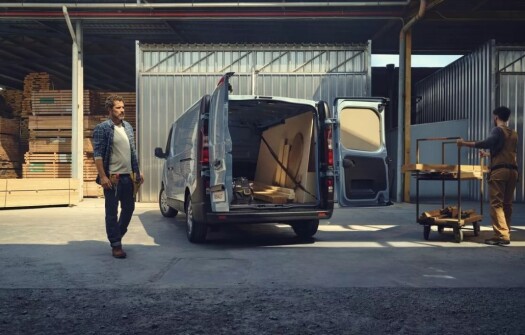Renault Trafic manuál, Maďarsko — foto 2 z 14
