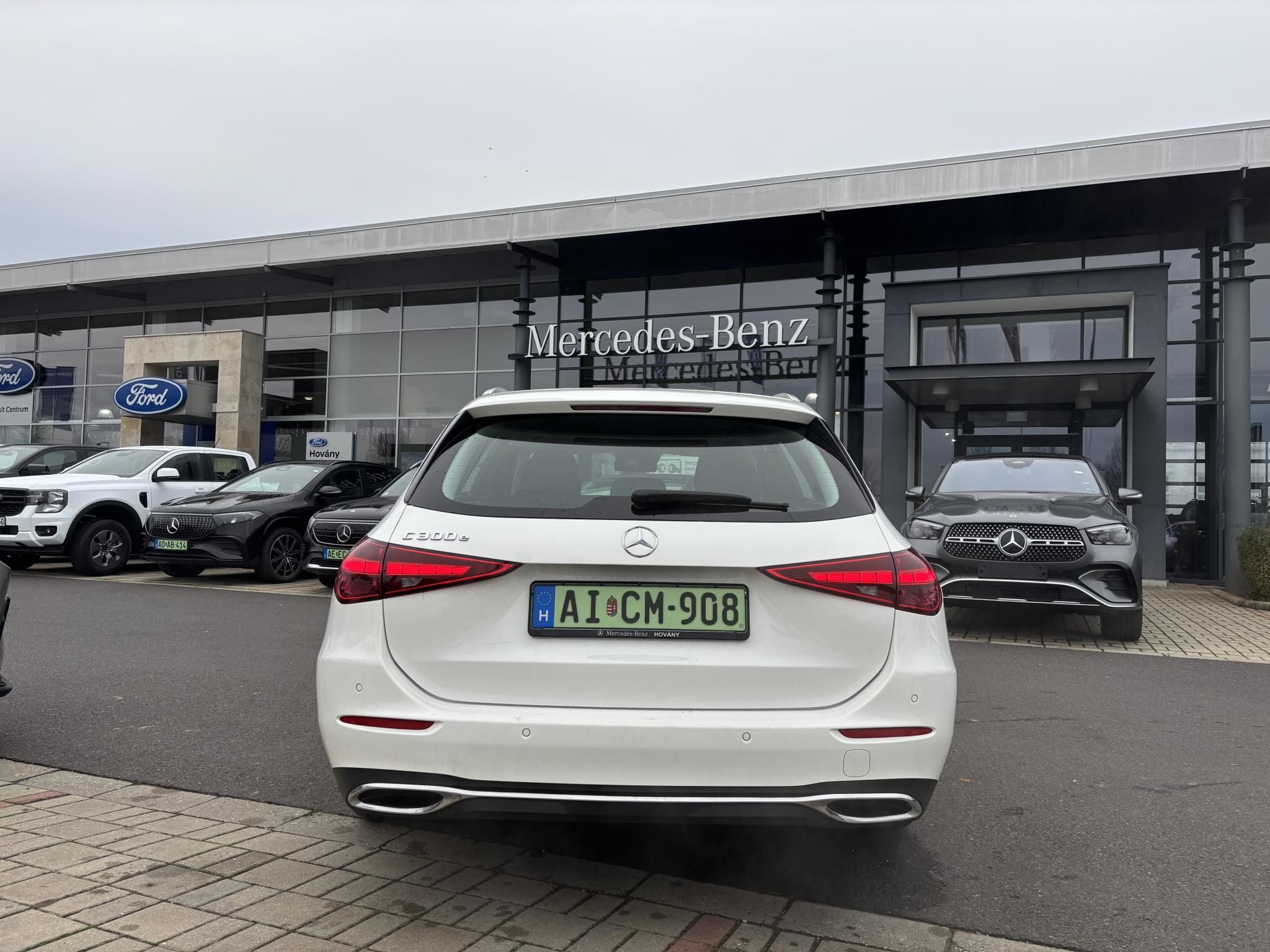 Mercedes-Benz C 2,0 150 kW automat rok 2023, 6 000 km, Maďarsko — foto 5 z 20