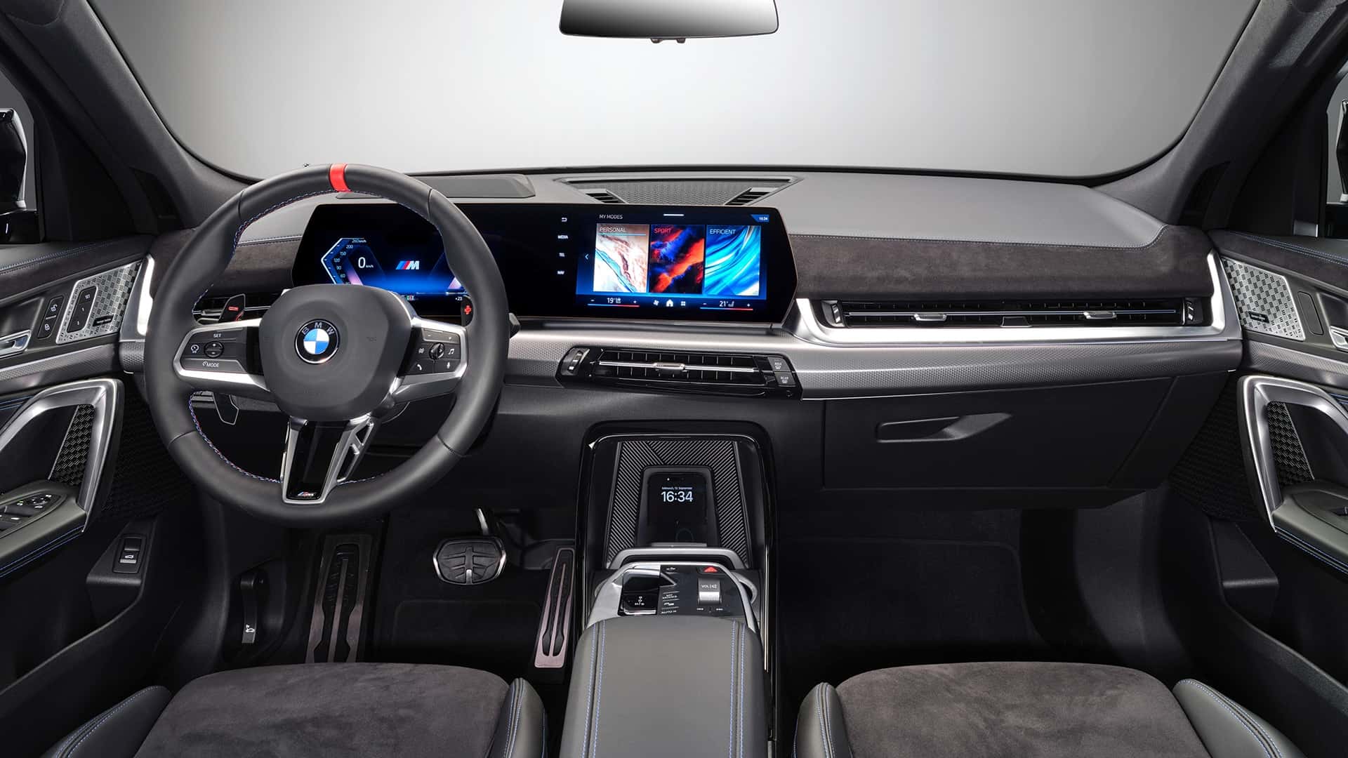 BMW x2 automat, Maďarsko — foto 2 z 7