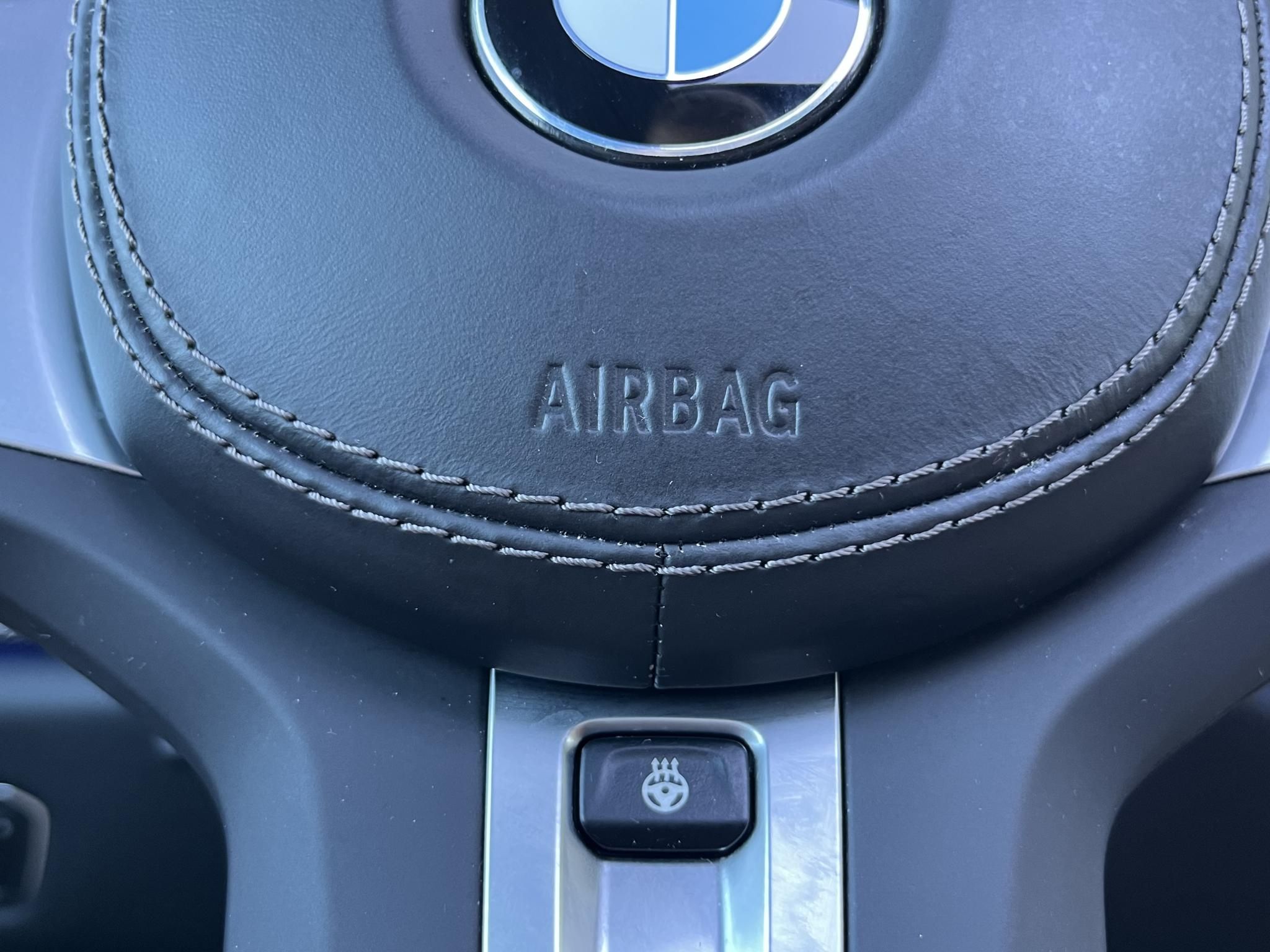 BMW 17 4x4 3,0 210 kW automat, 143 982 km, Maďarsko — foto 13 z 19