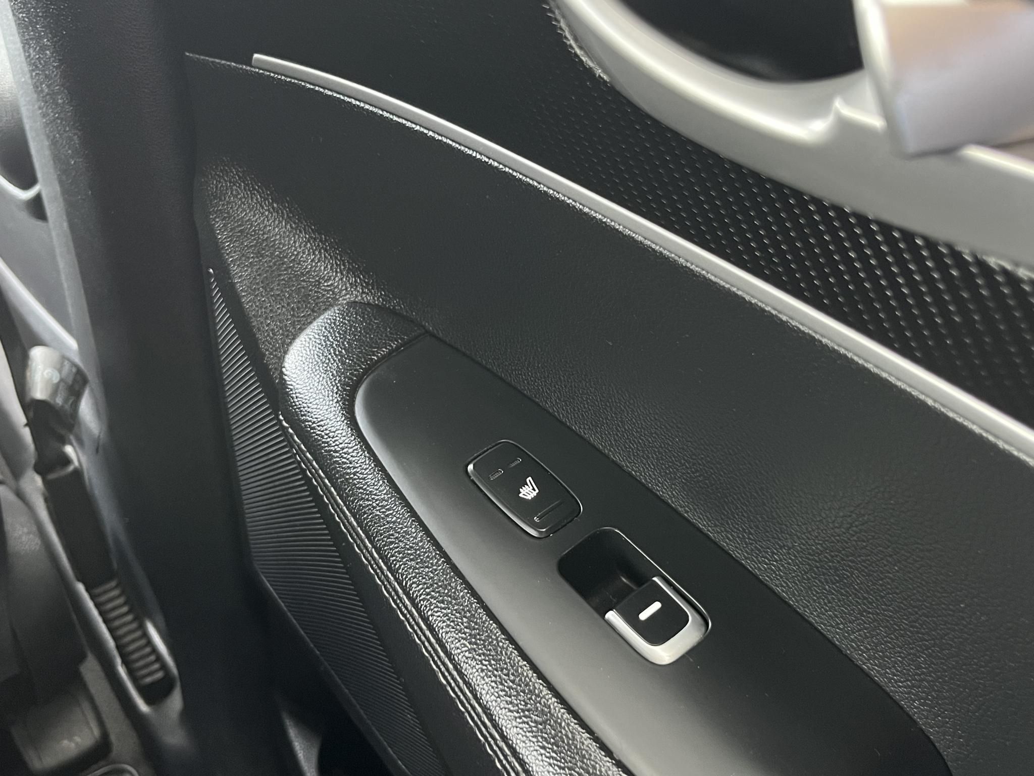 Kia 7 2.2 CRDi 147 kW automat, 180 619 km, Maďarsko — foto 16 z 17
