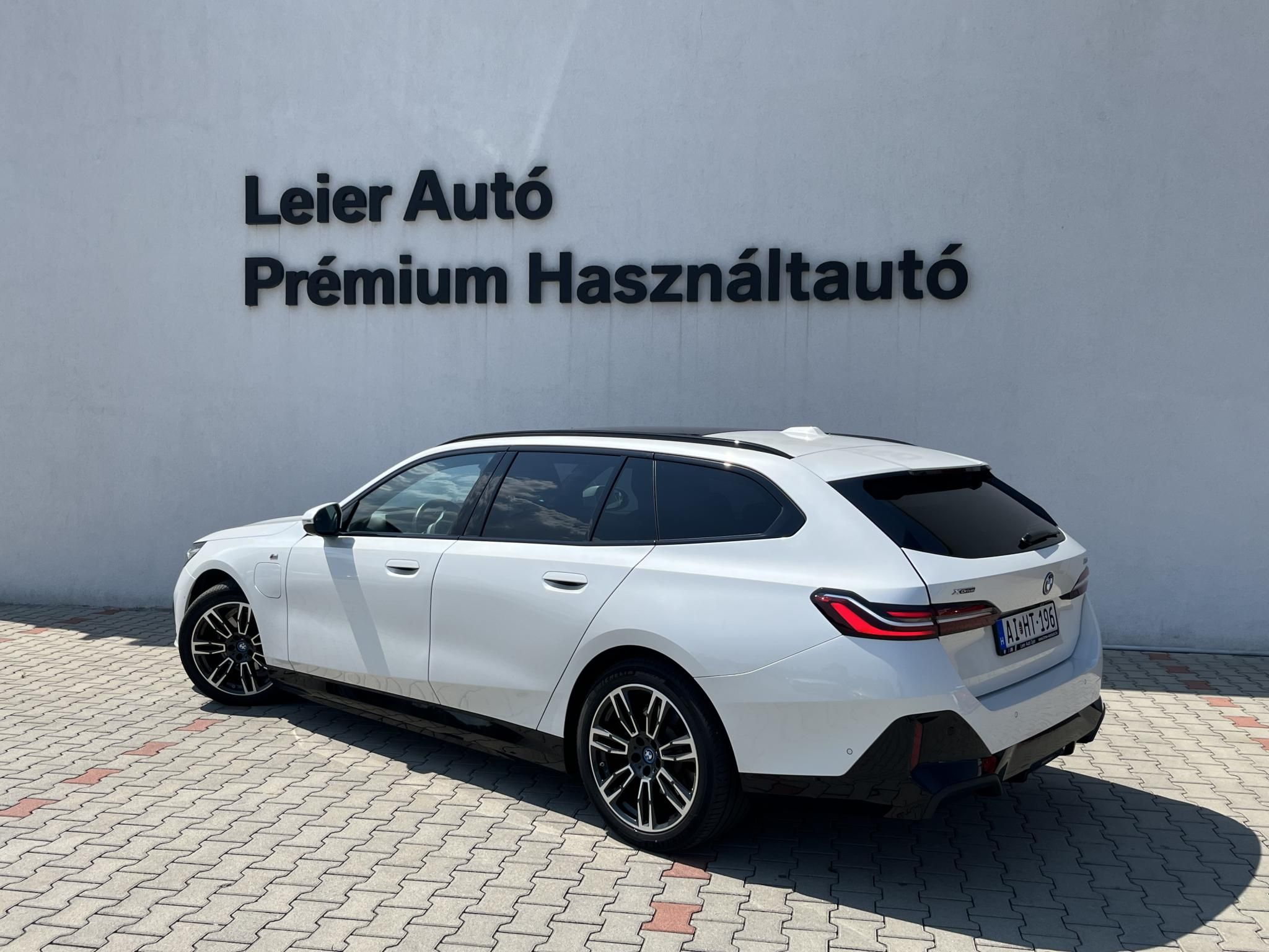 BMW 22 4x4 2,0 220 kW automat, 33 357 km, Maďarsko — foto 3 z 17
