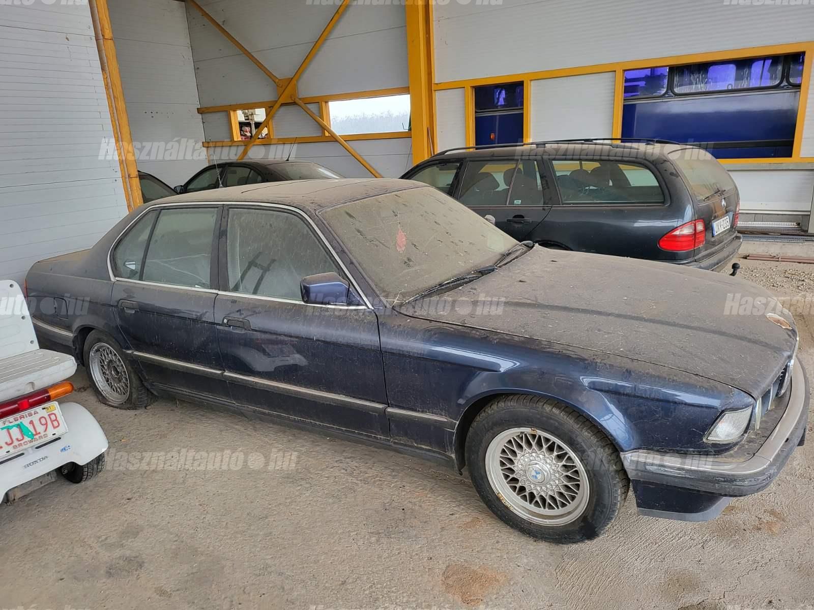 BMW 735i 3,4 155 kW automat rok 1990, Maďarsko — foto 3 z 12
