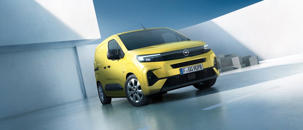 Opel Combo Furgon, Maďarsko — foto 2 z 6