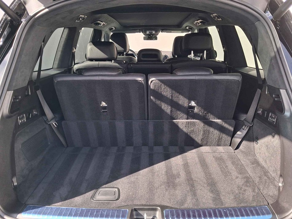 Mercedes-Benz 450d 4MATIC 3.0d 270 kW rok 2024, 30 978 km, Česko — foto 8 z 45