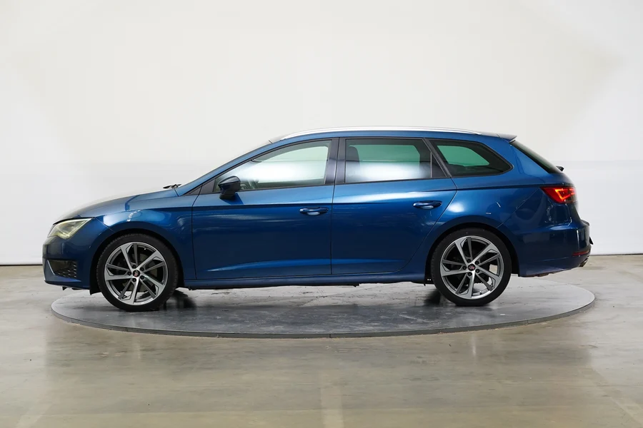 Seat Leon 2.0 TDI 135 kW automatic, Česko — foto 3 z 27