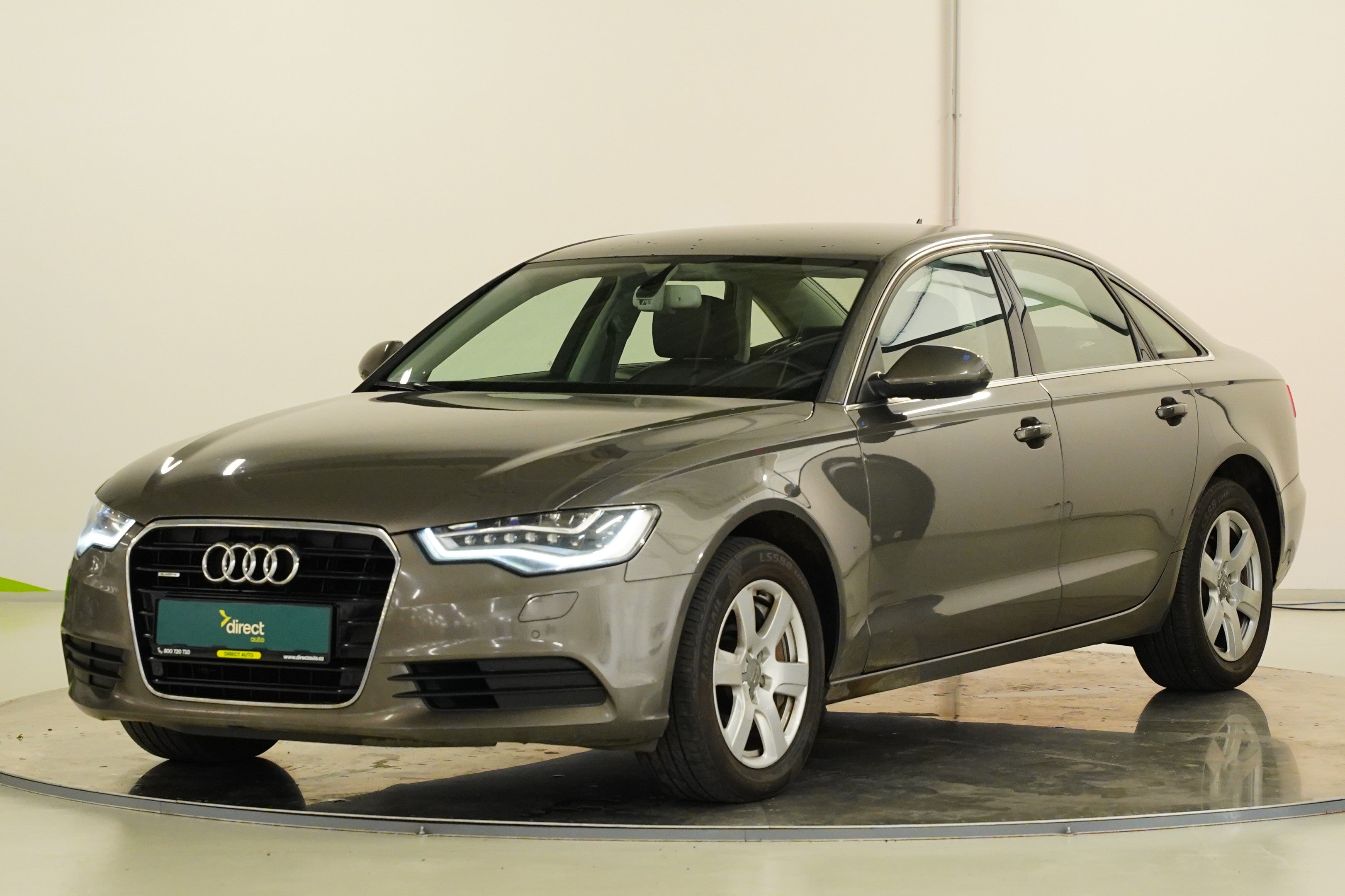 Audi a6 3.0TFSi 220kW automatic, Česko — foto 1 z 6 Audi a6 3.0TFSi 220kW automatic, Česko — foto 1 z 6