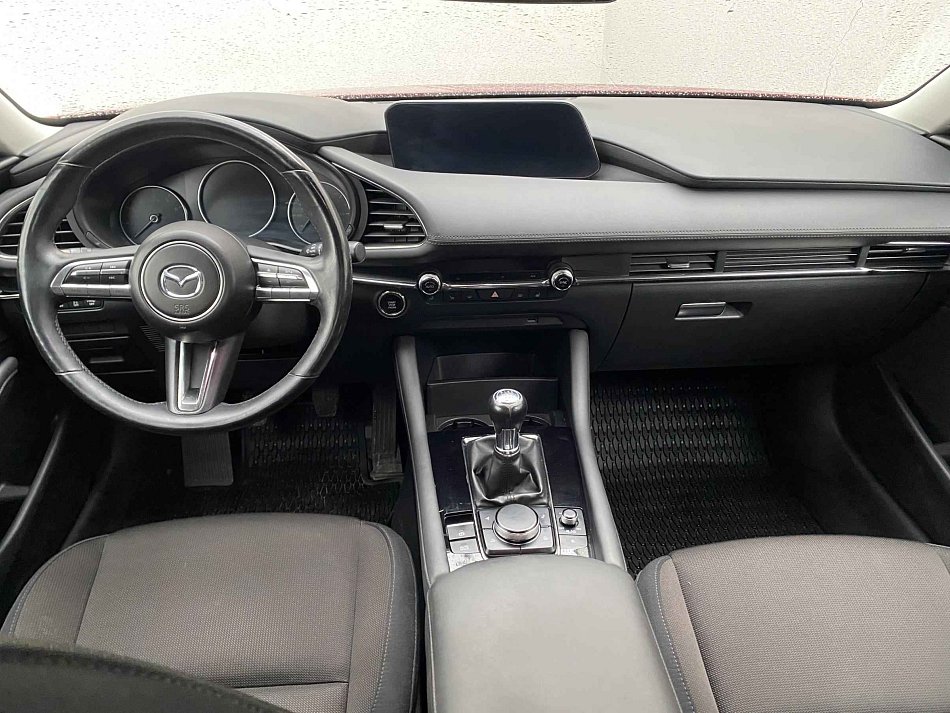 Mazda 3 2.0i 2.0 i 132 kW rok 2019, 60 386 km, Česko — foto 8 z 20