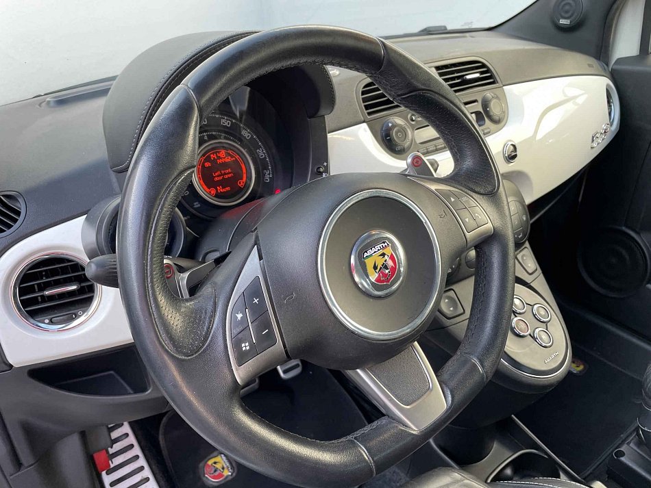 Abarth 500 1.4t 1.4 T 103 kW rok 2012, 144 965 km, Česko — foto 8 z 19