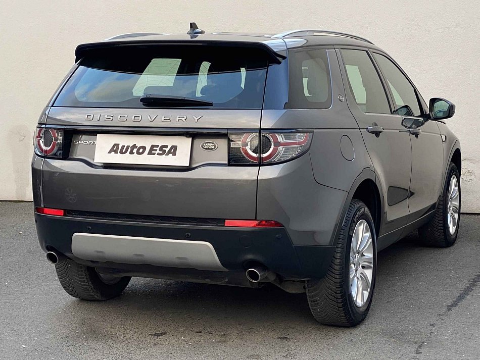 Land Rover Discovery Sport 4 AWD 2.0 TD 2.0TD 110 kW rok 2016, 83 683 km, Česko — foto 4 z 19