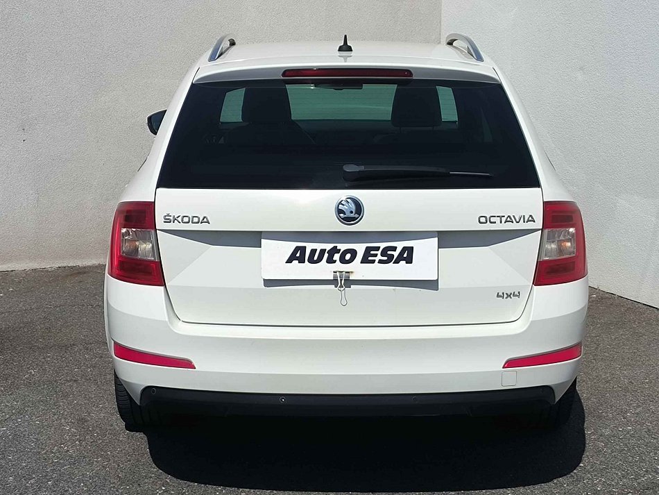 Škoda Octavia Iii 4x4 2.0 TDI 110 kW rok 2015, 211 305 km, Česko — foto 5 z 23