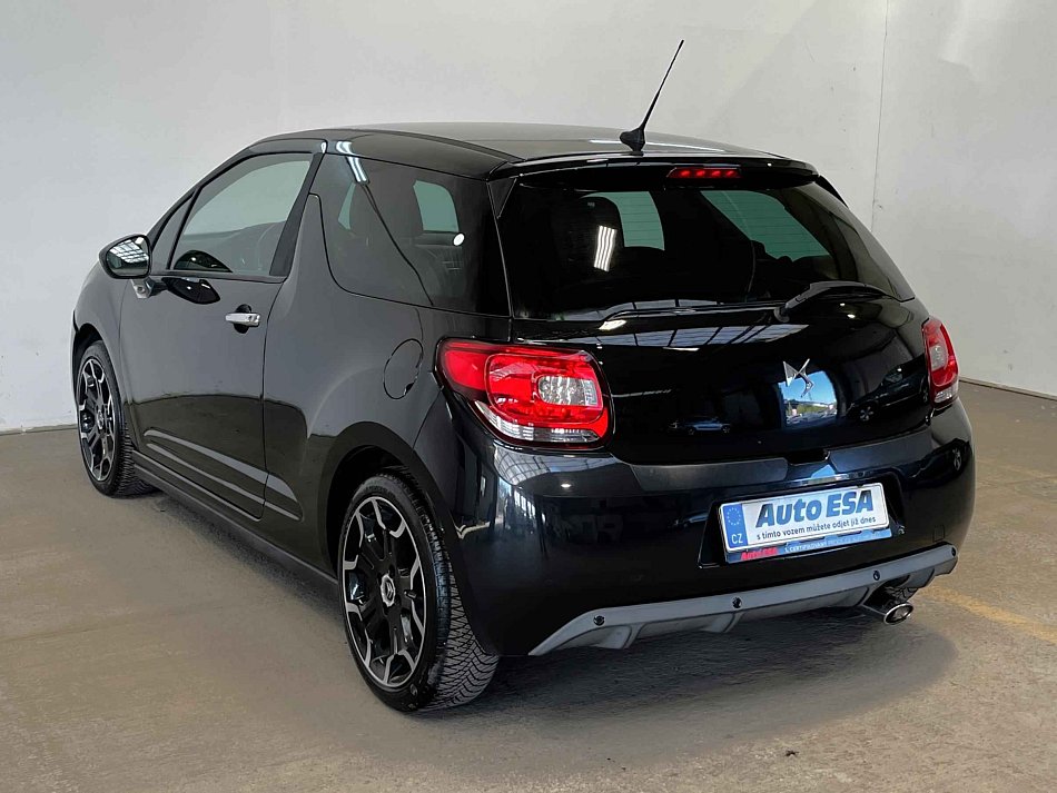 Citroen DS3 1.6 88 kW rok 2011, 169 471 km, Česko — foto 6 z 14