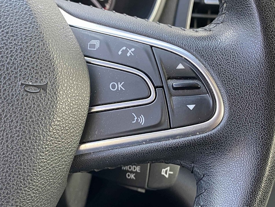 Renault Mégane 1.2 TCe 1.2TCe 97 kW rok 2016, 79 227 km, Česko — foto 13 z 17