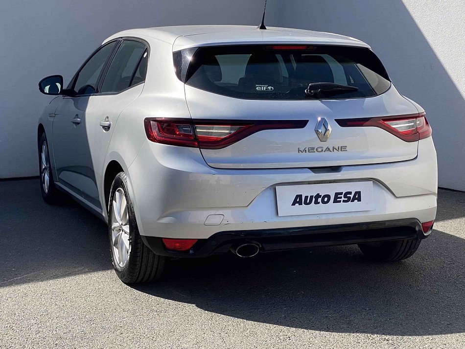 Renault Mégane 1.2 TCe 1.2TCe 97 kW rok 2016, 79 227 km, Česko — foto 6 z 17