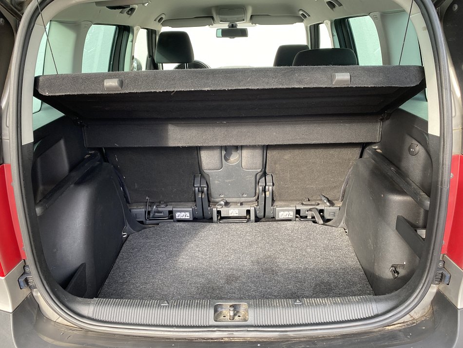 Škoda Yeti Ambiente 1.4 TSI 90 kW rok 2011, 172 147 km, Česko — foto 7 z 17