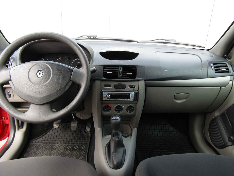 Renault Thalia 16V 1.2 55 kW manuál rok 2011, 104 345 km, Česko — foto 8 z 15