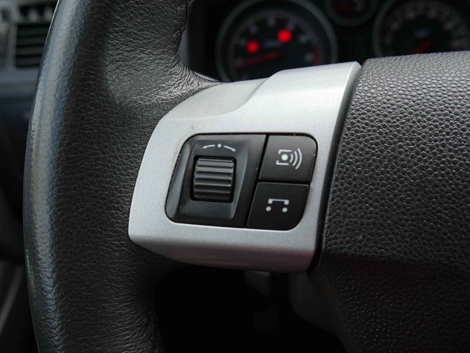 Opel Zafira 1.8i 103 kW rok 2012, 167 929 km, Česko — foto 13 z 19