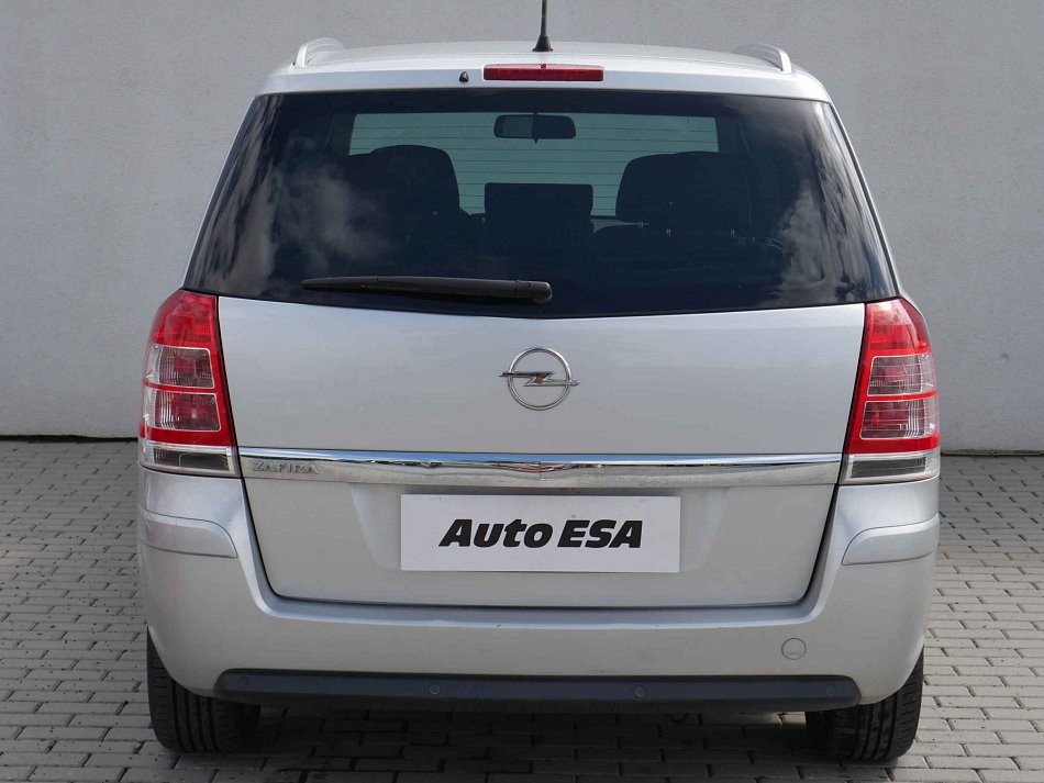 Opel Zafira 1.8i 103 kW rok 2012, 167 929 km, Česko — foto 5 z 19