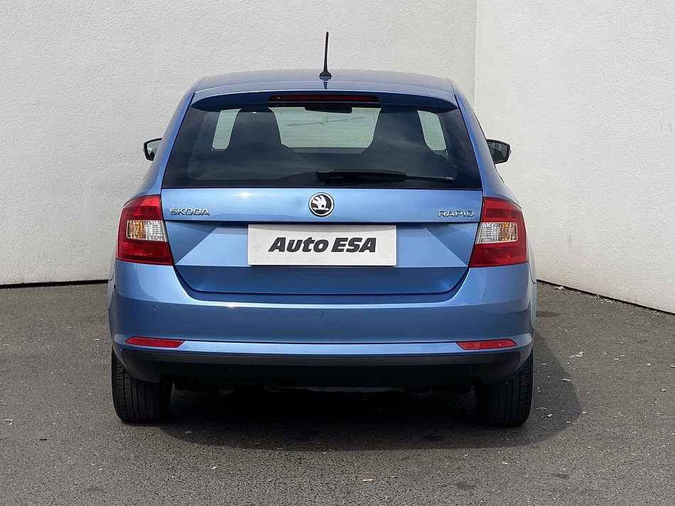 Škoda Rapid 1.6 TDI 85 kW rok 2016, 106 290 km, Česko — foto 5 z 17