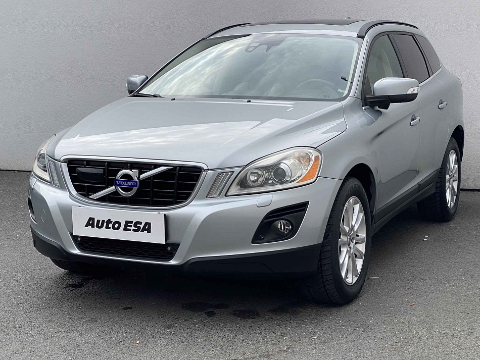 Volvo XC60 4WD 2.4d 2.4 D 136 kW rok 2009, 301 606 km, Česko — foto 3 z 18