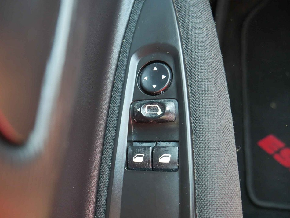 Citroen c4 1.4i 65 kW manuál rok 2010, 98 514 km, Česko — foto 12 z 12