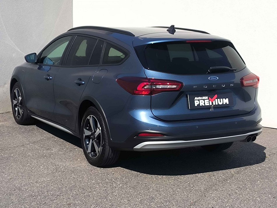 Ford Focus Eb Active 1.0 114 kW automat rok 2024, 22 852 km, Česko — foto 6 z 30