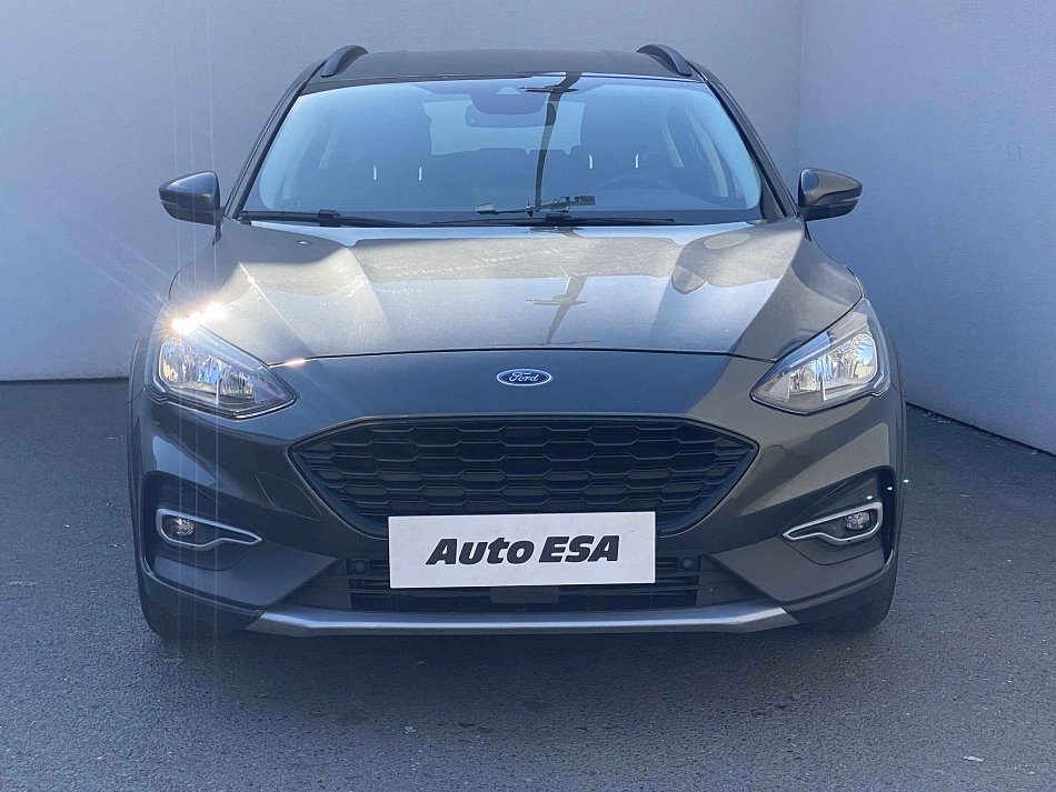 Ford Focus Eb Active 1.0 92 kW rok 2019, 60 641 km, Česko — foto 2 z 17