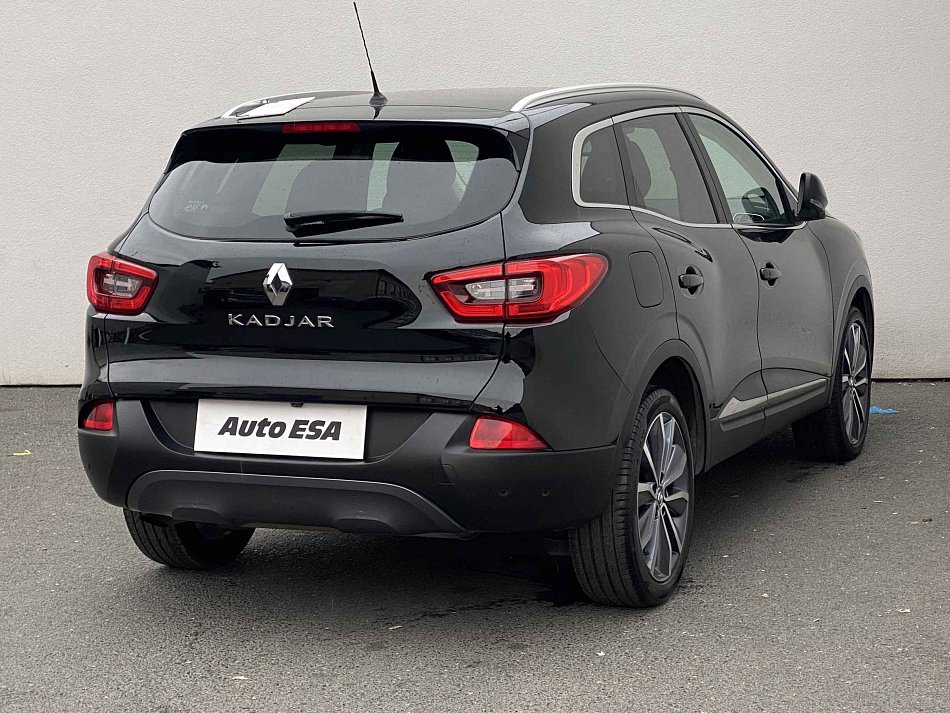 Renault Kadjar 1.2TCe 96 kW automat rok 2016, 79 567 km, Česko — foto 4 z 18