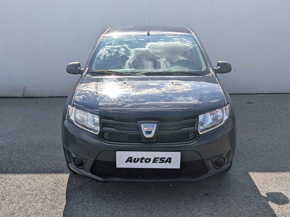Dacia Logan 1.2i 55 kW manuál rok 2013, 185 496 km, Česko — foto 2 z 14