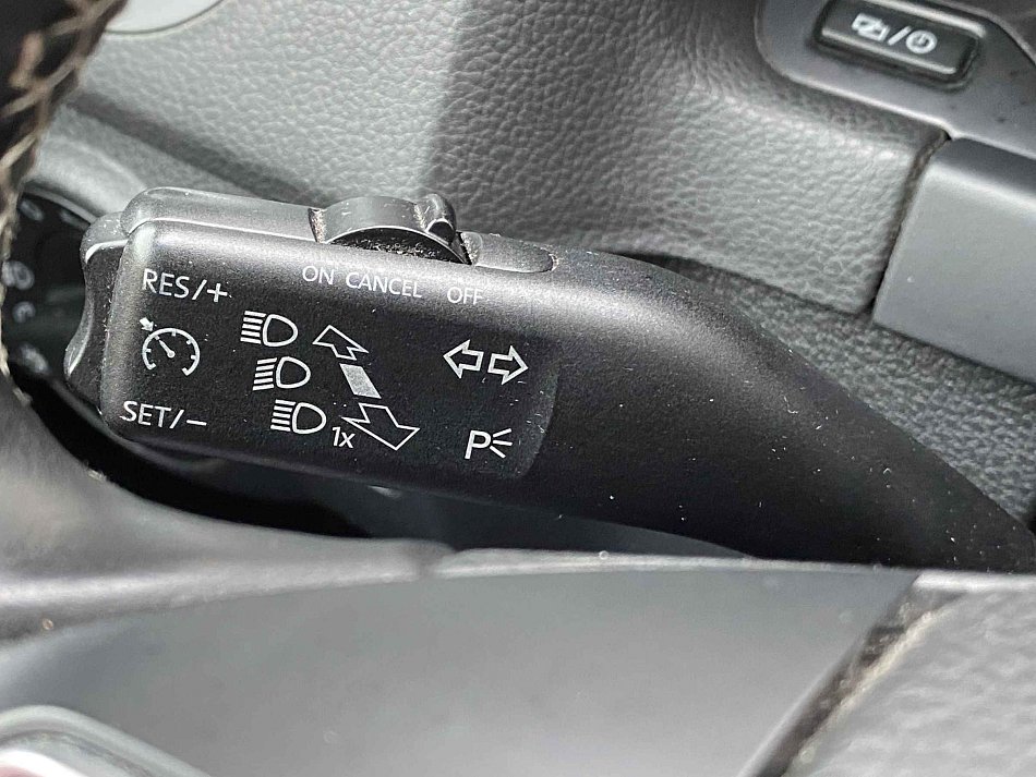 Volkswagen Golf Plus Match 1.4 TSI 90 kW manuál rok 2012, 122 165 km, Česko — foto 13 z 19