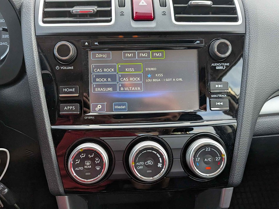 Subaru Forester 4x4 2.0i 110 kW manuál rok 2017, 172 257 km, Česko — foto 11 z 17