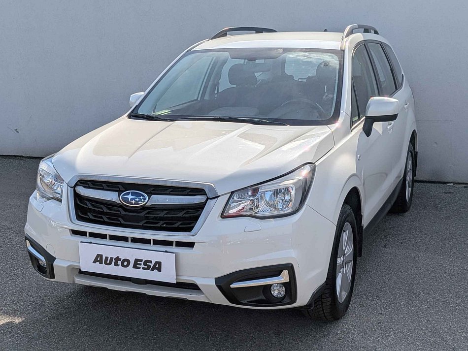 Subaru Forester 4x4 2.0i 110 kW manuál rok 2017, 172 257 km, Česko — foto 3 z 17