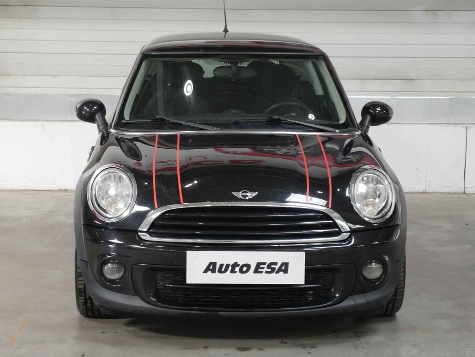 MINI One 1.6i 66 kW manuál rok 2011, 189 563 km, Česko — foto 2 z 14