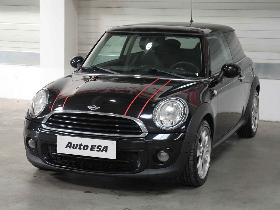 MINI One 1.6i 66 kW manuál rok 2011, 189 563 km, Česko — foto 3 z 14