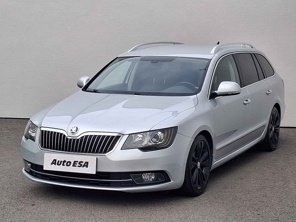 Škoda Superb Ii 2.0 TDI 125 kW rok 2014, 137 863 km, Česko — foto 3 z 18