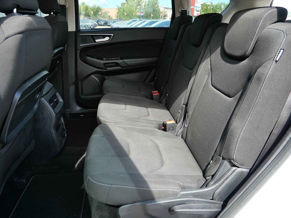 Ford S-max Ci Titanium 2.0 TD 132 kW rok 2016, 192 440 km, Česko — foto 10 z 33
