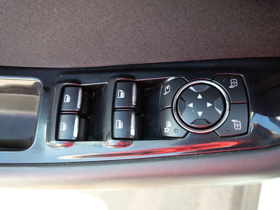Ford S-max Ci Titanium 2.0 TD 132 kW rok 2016, 192 440 km, Česko — foto 15 z 33