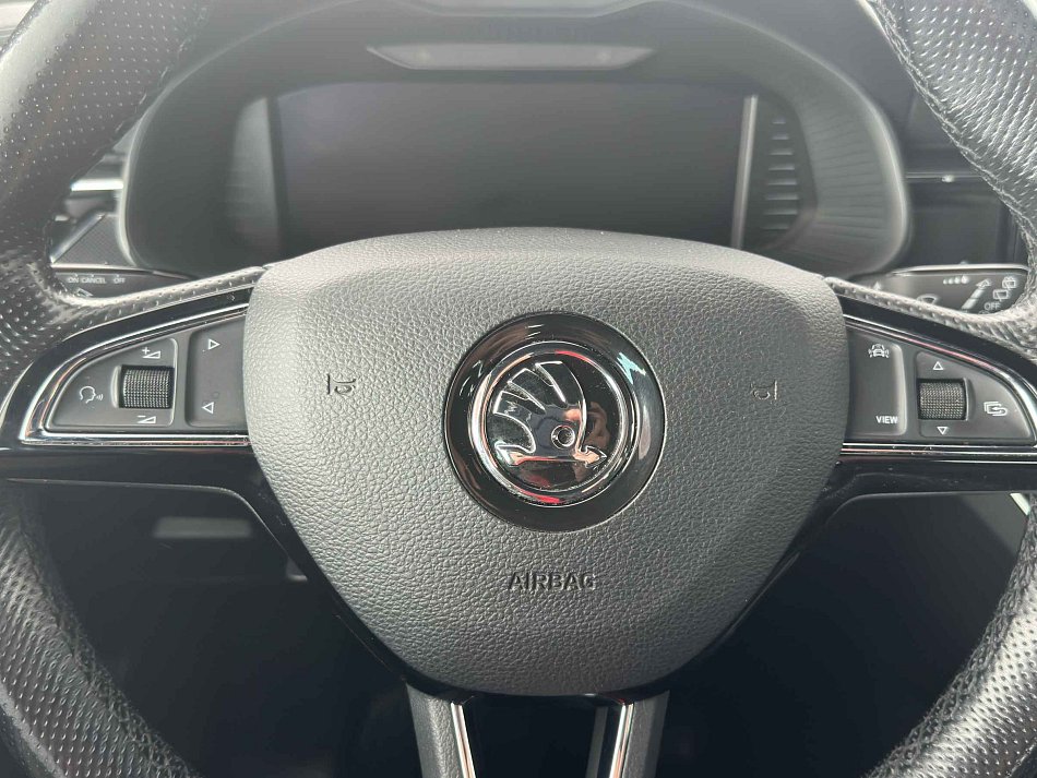Škoda Kamiq 1.5 TSI 110 kW manuál rok 2020, 156 175 km, Česko — foto 12 z 20