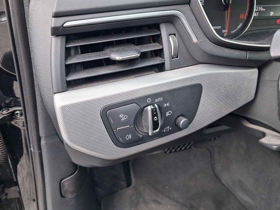 Audi a4 2.0 TFSI 140 kW automat rok 2016, 116 206 km, Česko — foto 14 z 21