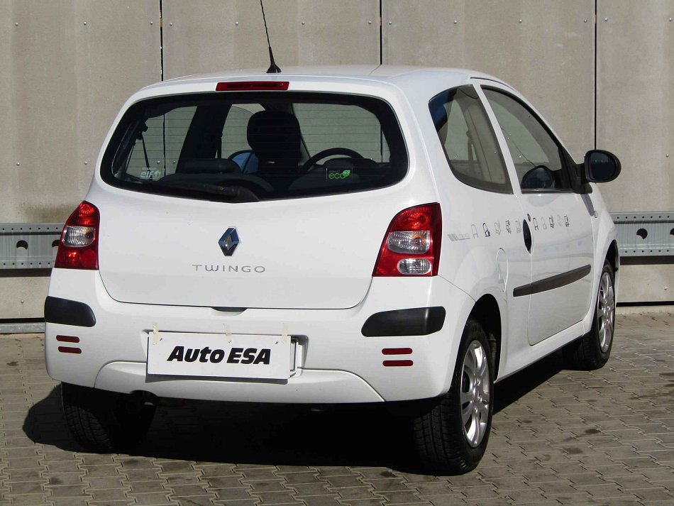 Renault Twingo 1.5 dCi 47 kW rok 2009, 130 420 km, Česko — foto 4 z 15