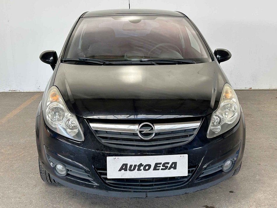 Opel Corsa 1.2i 59 kW manuál rok 2007, 92 248 km, Česko — foto 2 z 14